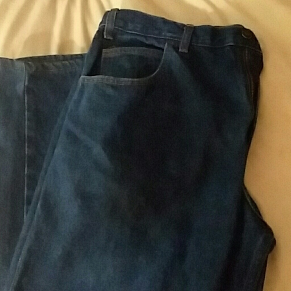 Aramark jeans